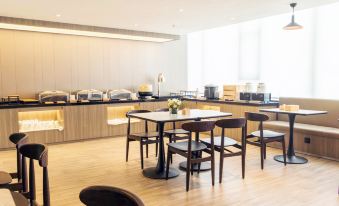 Hanting Hotel (Lijiang Old Town Dashuiche)