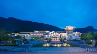 張家界專家村陽光庭院飯店（國家森林公園武陵源標誌門店）