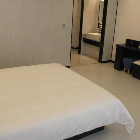 Grace Inn (Coach Station Xintai Guomao Road)