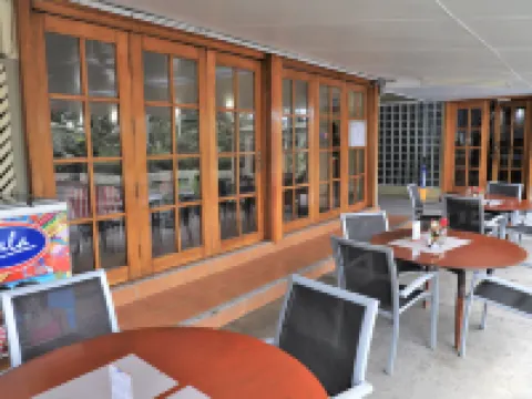 Huon Gulf Hotel & Apartments Hotels in Lae