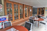 Huon Gulf Hotel فنادق في لاي