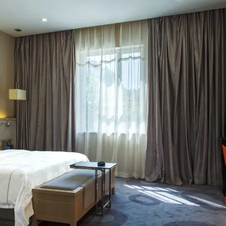 Jiyi Hotel (Yining Beijing Road Branch)