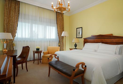 더 웨스틴 엑셀시오 롬 실내 수영장 이미지