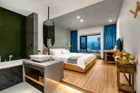 Floral Hotel · Xingyi Wanfenglin Batu Hotel Hotels in Xingyi