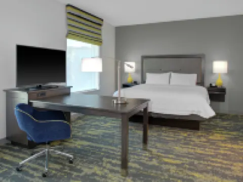 ハンプトン  イン & スイーツ アーバイン  オレンジ カウンティ エアポート アーバインのホテル