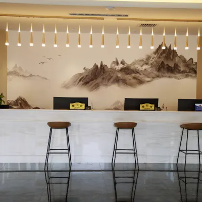 浩東·尚居酒店（呼和浩特金橋喇嘛營地鐵站店） 鄰近喇嘛营的酒店