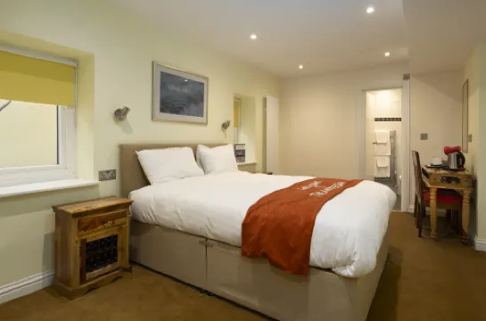 อัมส์เตอร์ดาม โฮเต็ล ไบรตัน