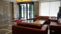 Longyue Boutique Business Hotel (Weihai Railway station Hanlefang Branch)