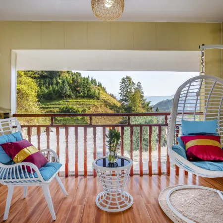 Xiaoyin Hotel in the Mountains (Longji Dayao Village Terraces Observation Deck)