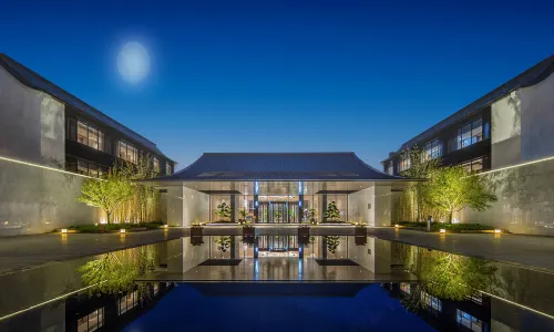 Shaoxing Fengqiao College