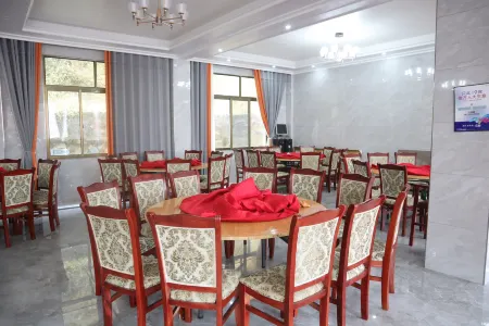 Lanyuelou Farm Отели в г. Юэси