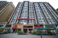 James Joyce Coffetel(Chengdu Foreign Language School Baicao Road Subway Station Branch) Hotel in zona Chengdu Software Technology Specialty Institute