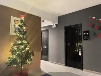 Quark E-sports Hotel