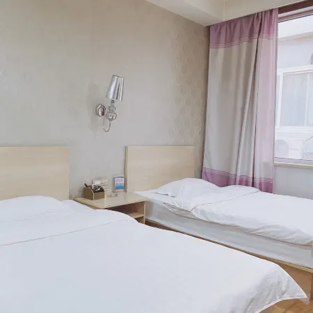 Lvliang Yake Hotel