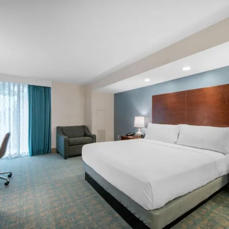 Holiday Inn Orlando – Disney Springs™ Area, an IHG Hotel Отели рядом с достопримечательностью «Grand Cypress Golf Club»