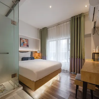 Trip.com Chain Hotel (Zhengzhou Zoo Guomao 360 Branch) Hotels near Zhengzhou Zoological Garden
