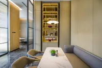 Jinyi Premium Hotel (Haibowan District, Wuhai Lake Leisure Resort Area) - غرفة مطلة على الجبل