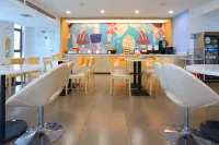 Tongyu Hotel - sarapan