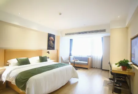 GreenTree Hotel (Fuyang Auto Parts City Convention and Exhibition Center) Отели рядом с достопримечательностью «Valley of Flowers Adventure Park»