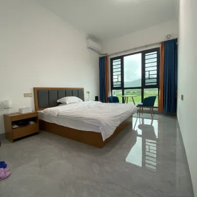 Kelaijujuju Hotels near Luokeng Grassland