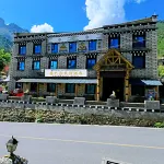 Shanbara Homestay (Daocheng Yading Visitor Center)
