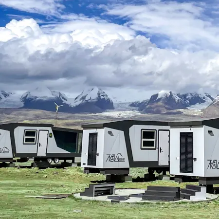 Buzhoushan Karakul Lake View Resort