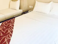 ساندبيبر هوتل Hotels near محطة بغيس للنقل السريع