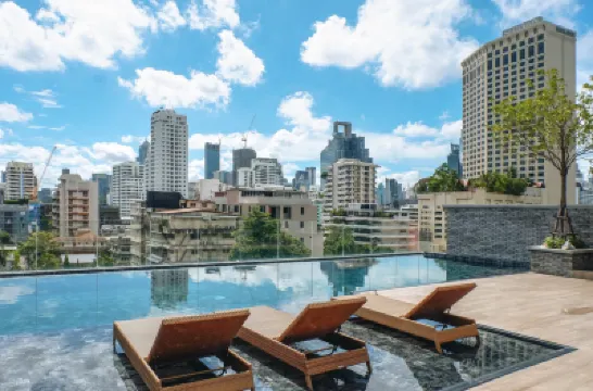 더 코치 호텔 수쿰윗 - 아속 BTS 방콕 BTS 아속역 주변 호텔