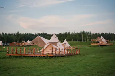 Hailonghu Camping Base Hôtels à : Meihekou