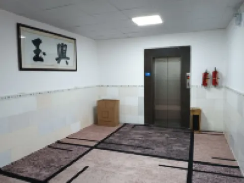 Yuxing Hostel