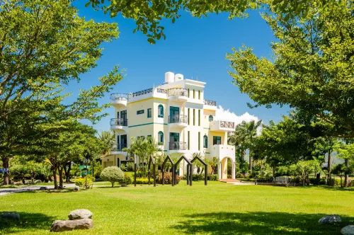 Summer Garden Bed and Breakfast