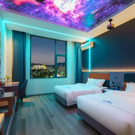 Jing'an Shangting Cinema Hotel (Fengqing Bus Terminal)