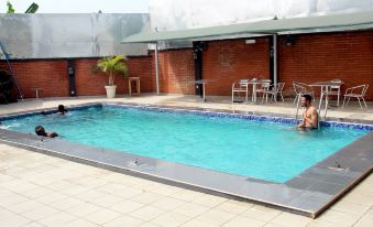 Conference Hotel and Suites Shagamu