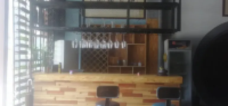 Luchuan Lifang Inn