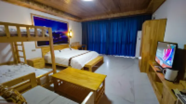 Yangshuo Xianggong Mountain Villa (Xianggong Mountain Scenic Area Store)