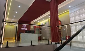 Taihe Zu'an E-sports Hotel