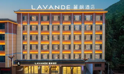 Lavande Hotel (Nujiang Gongshan Cikai Shimen Road)
