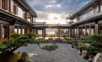 Dali S Bay Sea View Resort Hotel
