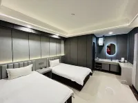 Lihao Hotel Hotels in Ghulja