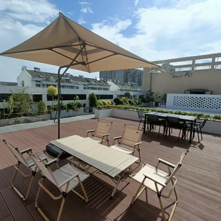 WanYoo Esports Hotel (Shaoxing Paojiang Economic and Technical Development Area Century Street)
