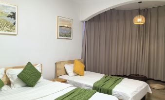 Longkou Yunshang Weilan Scenic Apartment