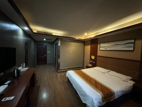 Clean Hotel (Feixian Development Zone )