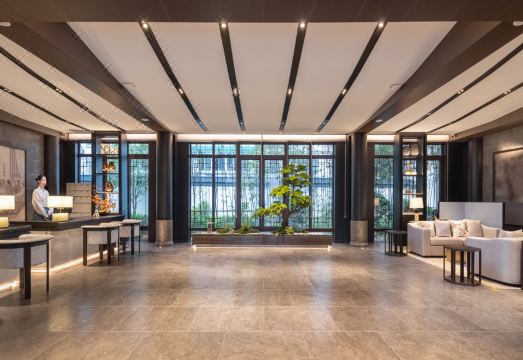 4. 그랜드 하우스 ..