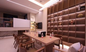 Shanshuge · Natural Art Boutique Hotel (Huangling Scenic Area Branch)