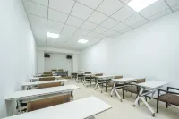 Anyu Lanyue Hotel (Song Street Museum) Hotels in Dingzhou