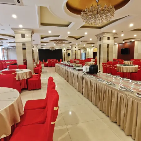 Fushun Xinbin He Mu Hotel (He Mu National Forest Park Branch)