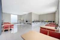 Jifeng Resort Hotel (Heihe Central Commercial Pedestrian Street Branch) Hotels in Heihe