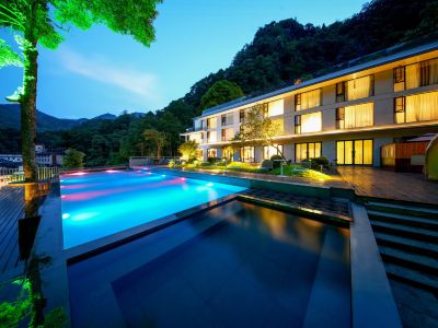 Mount Emei Hetang Nanxi Hotel