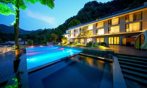 Mount Emei Hetang Nanxi Hotel