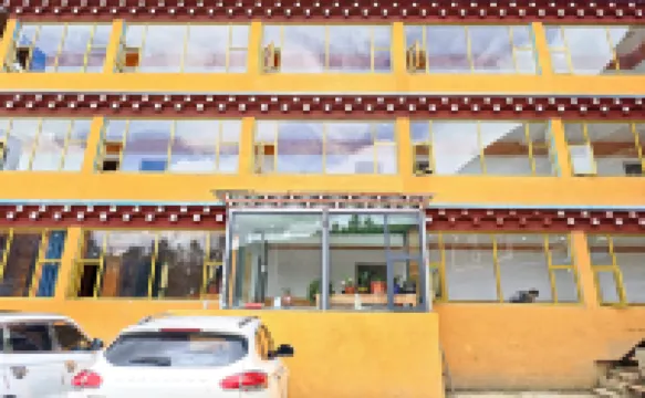 Muguang Xiaozhu Homestay (Xinduqiao Town)